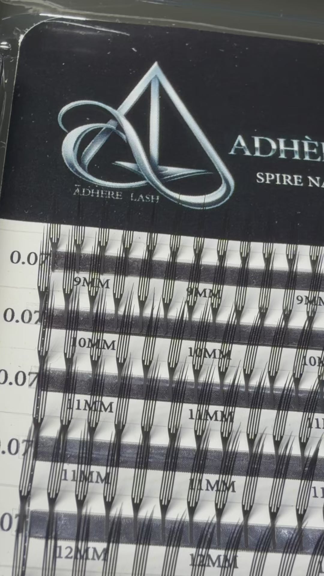 Spire Narrow Lashes